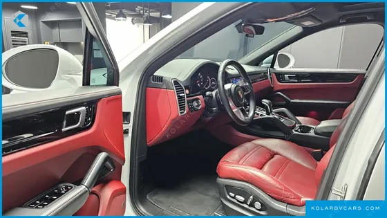 PORSCHE CAYENNE 3.0 COUPE