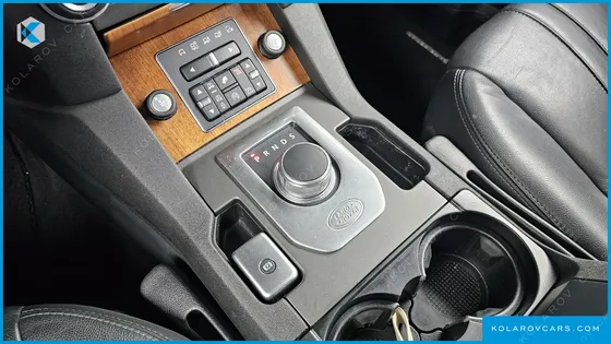 LAND ROVER DISCOVERY 3.0 SDV6 HSE