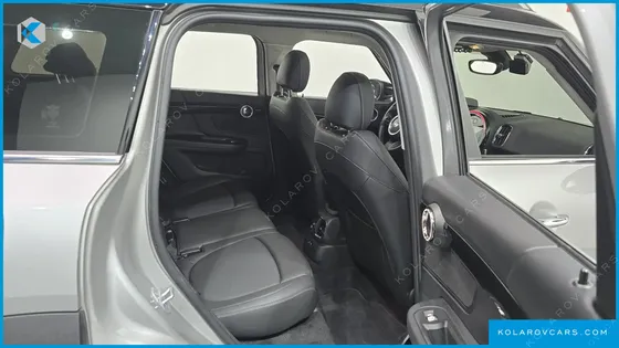 MINI COUNTRYMAN CLASSIC PLUS LAUNCH PACK