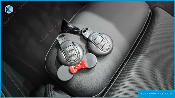 MINI COUNTRYMAN CLASSIC PLUS LAUNCH PACK