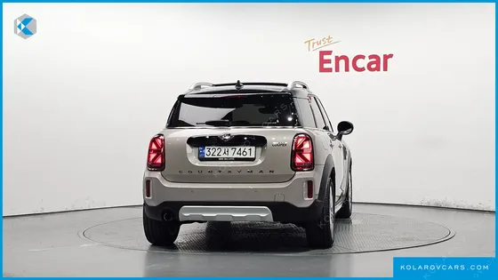 MINI COUNTRYMAN CLASSIC PLUS LAUNCH PACK