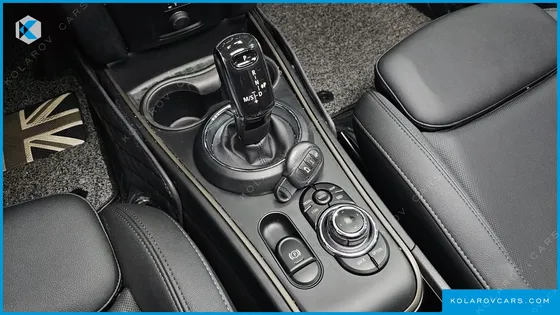 MINI COUNTRYMAN CLASSIC PLUS LAUNCH PACK