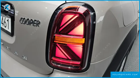 MINI COUNTRYMAN CLASSIC PLUS LAUNCH PACK