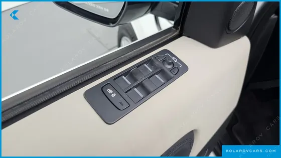 LAND ROVER DISCOVERY SPORT P250 S