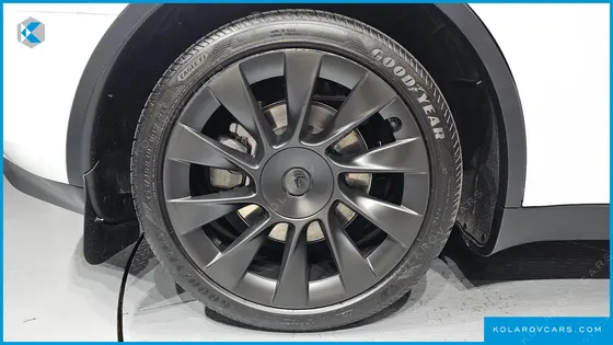 TESLA MODEL Y RWD