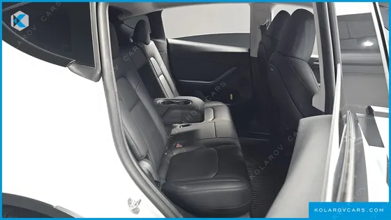 TESLA MODEL Y RWD