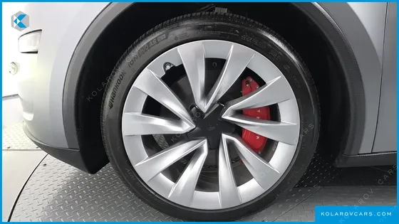 TESLA MODEL Y LONG RANGE LAUNCH EDITION AWD