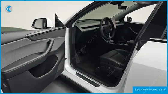 TESLA MODEL Y RWD
