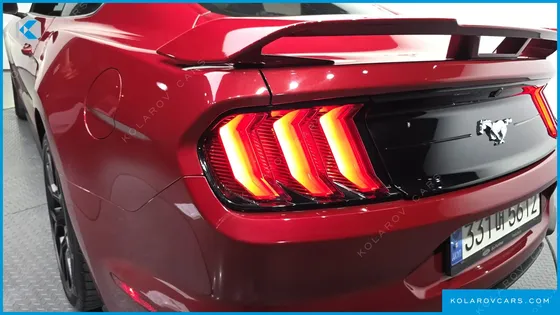FORD MUSTANG COUPE
