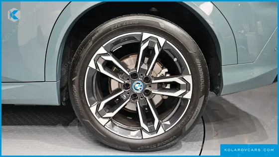 BMW IX2 EDRIVE 20 M SPORT