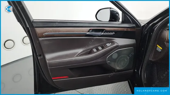GENESIS G90 5.0 AWD