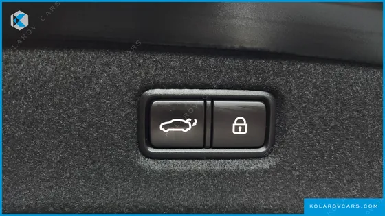 GENESIS G90 5.0 AWD