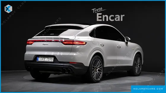 PORSCHE CAYENNE 3.0 E-HYBRID COUPE