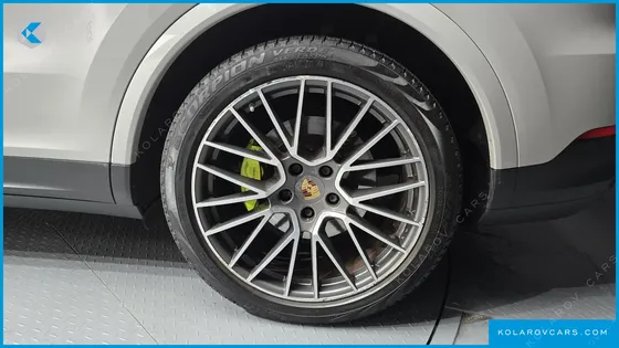 PORSCHE CAYENNE 3.0 E-HYBRID COUPE