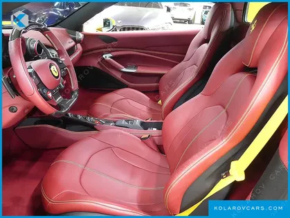 FERRARI F8 3.9 V8