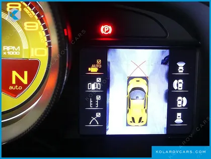 FERRARI F8 3.9 V8
