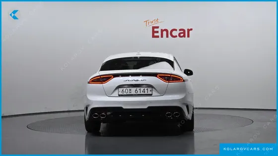 KIA STINGER 2.0 TURBO 2WD