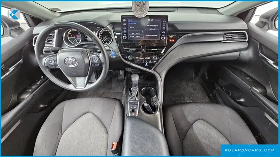 TOYOTA CAMRY 2.5 LE HYBRID