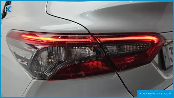 TOYOTA CAMRY 2.5 LE HYBRID
