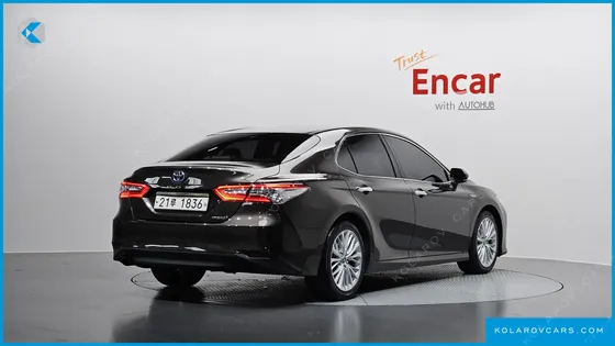 TOYOTA CAMRY 2.5 XLE HYBRID