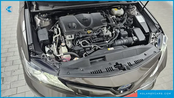TOYOTA CAMRY 2.5 XLE HYBRID