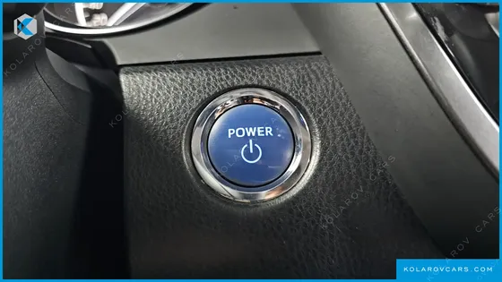 TOYOTA CAMRY 2.5 XLE HYBRID