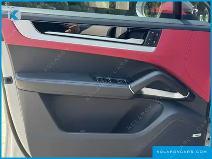 PORSCHE CAYENNE 3.0 COUPE