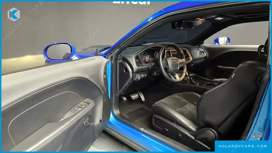 DODGE CHALLENGER 6.4
