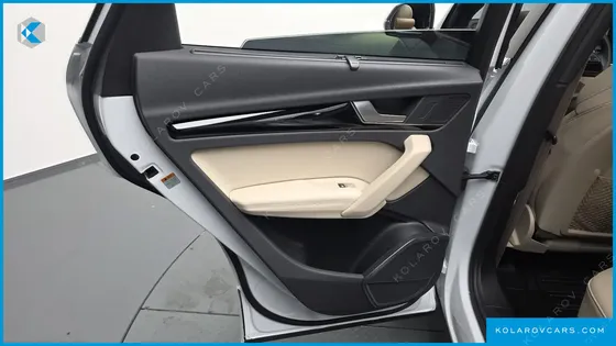 AUDI Q5 45 TFSI QUATTRO PREMIUM