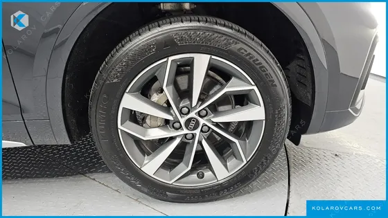 AUDI Q5 45 TFSI QUATTRO
