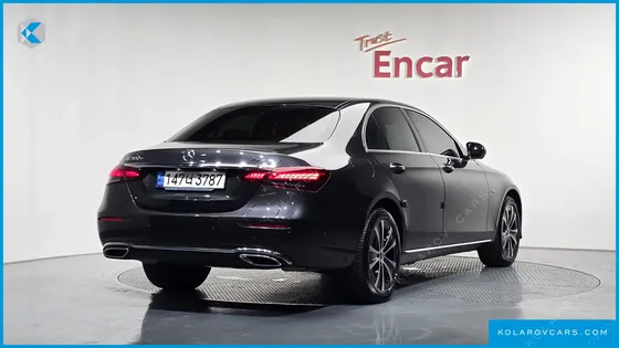 MERCEDES E-CLASS E300E 4MATIC EXCLUSIVE