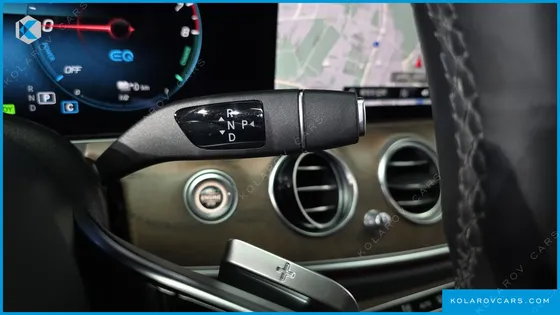 MERCEDES E-CLASS E300E 4MATIC EXCLUSIVE