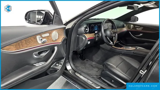 MERCEDES E-CLASS E300E 4MATIC EXCLUSIVE