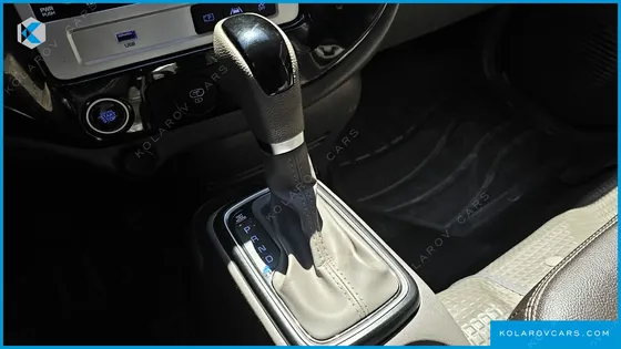HYUNDAI PORTER II SUPER CABIN LPG