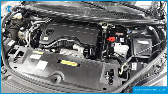 PEUGEOT 3008 1.2 HYBRID GT
