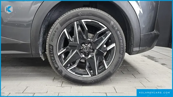 PEUGEOT 3008 1.2 HYBRID GT