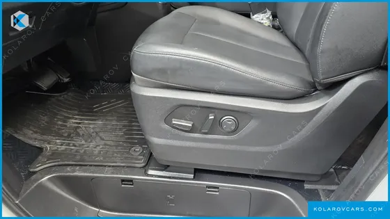 HYUNDAI STARIA TOURER 11-SEATER
