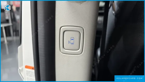 HYUNDAI STARIA TOURER 11-SEATER