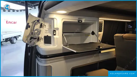 HYUNDAI STARIA 4WD CAMPER