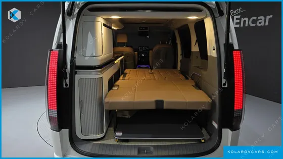 HYUNDAI STARIA 4WD CAMPER