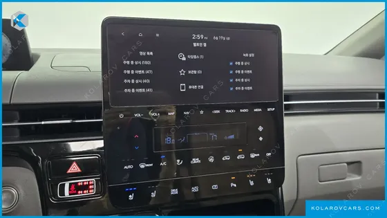 HYUNDAI STARIA 4WD LOUNGE 9-SEATER