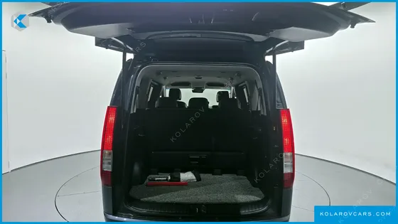 HYUNDAI STARIA 4WD TOURER 9-SEATER