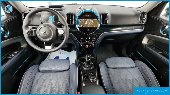 MINI COUNTRYMAN ALL4 CLASSIC LAUNCH PACK