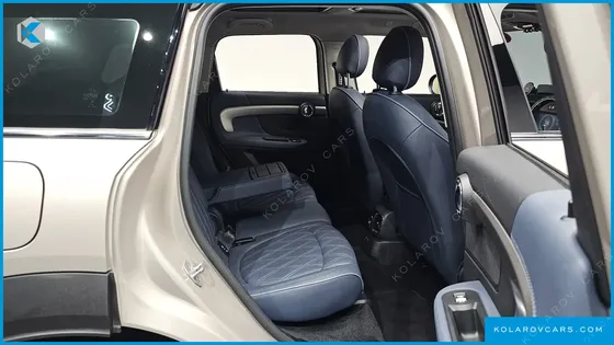 MINI COUNTRYMAN ALL4 CLASSIC LAUNCH PACK