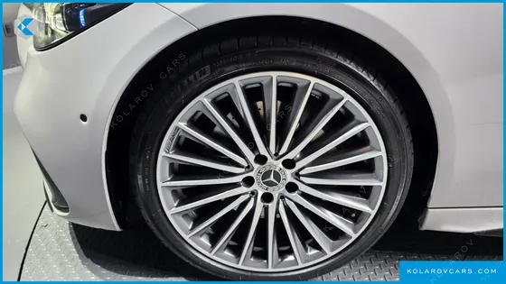 MERCEDES C-CLASS C300 4MATIC AMG LINE