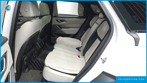 LAND ROVER RANGE ROVER VELAR 2.0 D240 R-DYNAMIC SE