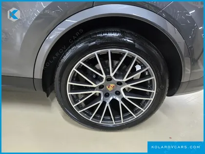 PORSCHE CAYENNE 3.0 COUPE