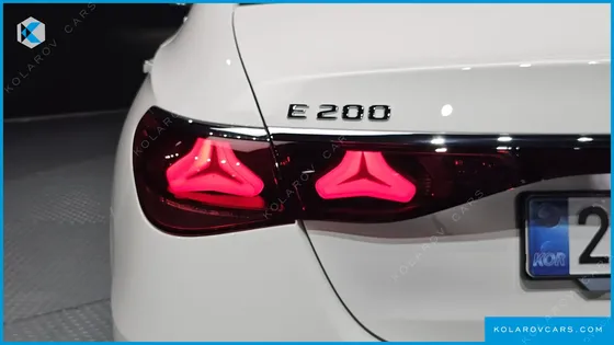 MERCEDES E-CLASS E200 AVANTGARDE