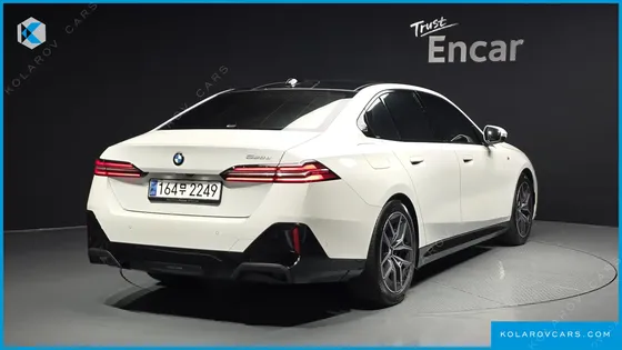 BMW 5 SERIES 523D M SPORT