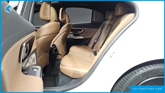 MERCEDES E-CLASS E300 4MATIC AMG LINE